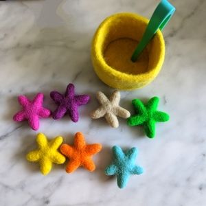 Lovevery Transfer Tweezers & Stars